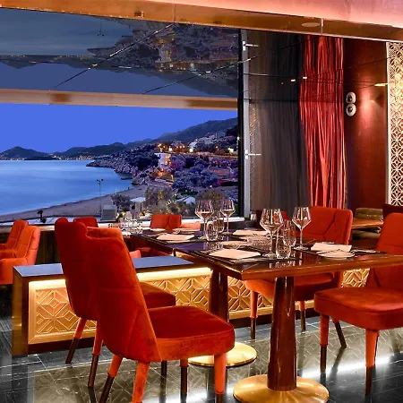 Maestral & Casino 5* Sveti Stefan
