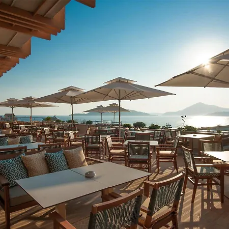 Maestral Resort&casino