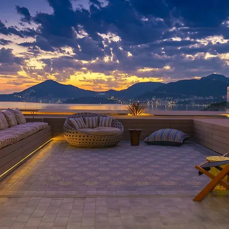 Maestral & Casino Hotel 5*