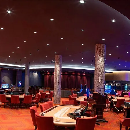 Maestral & Casino Hotel 5*