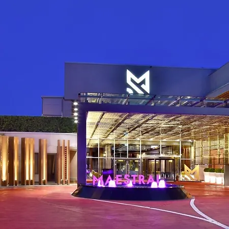 Maestral & Casino 5* Sveti Stefan
